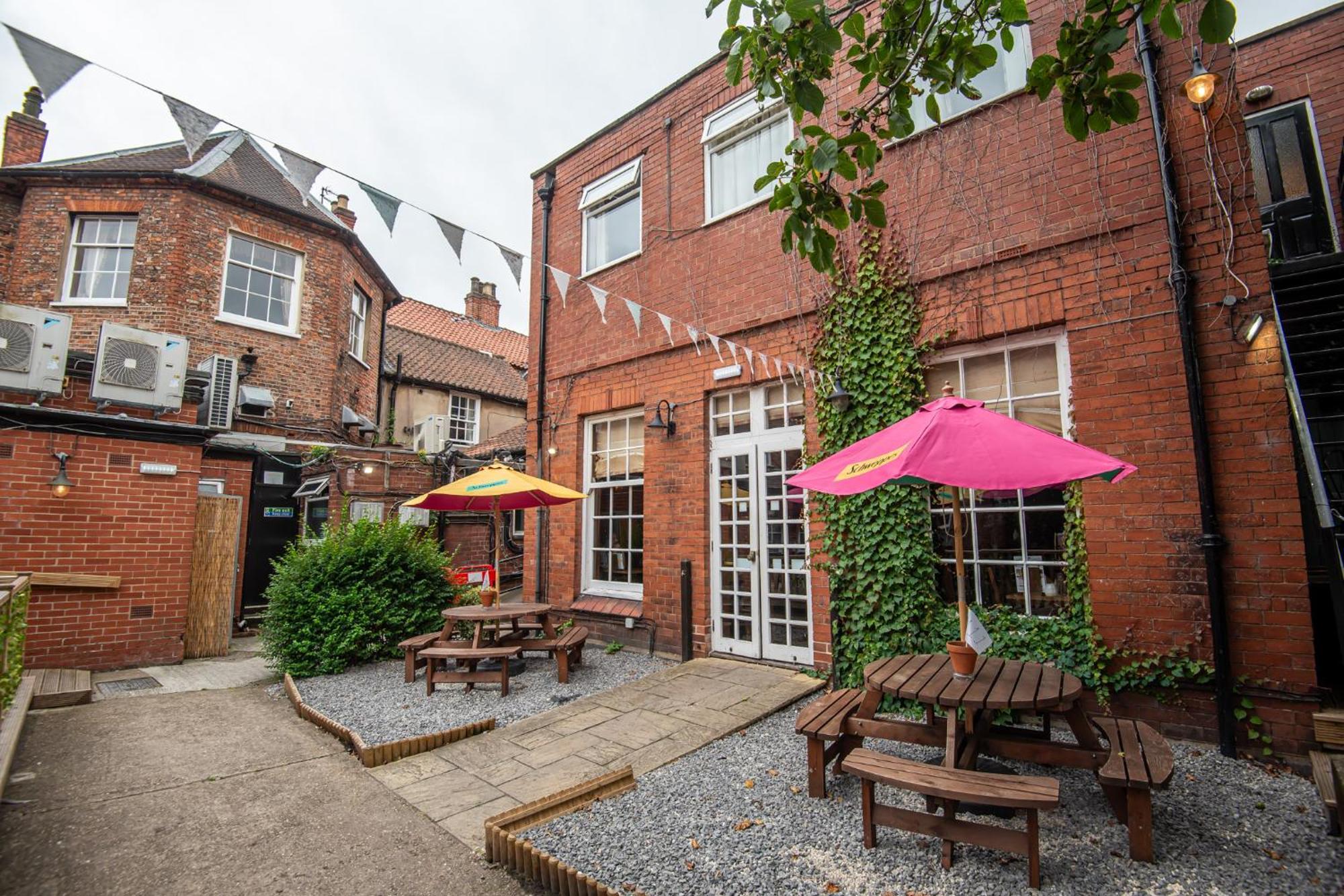 The George Inn セルビー エクステリア 写真